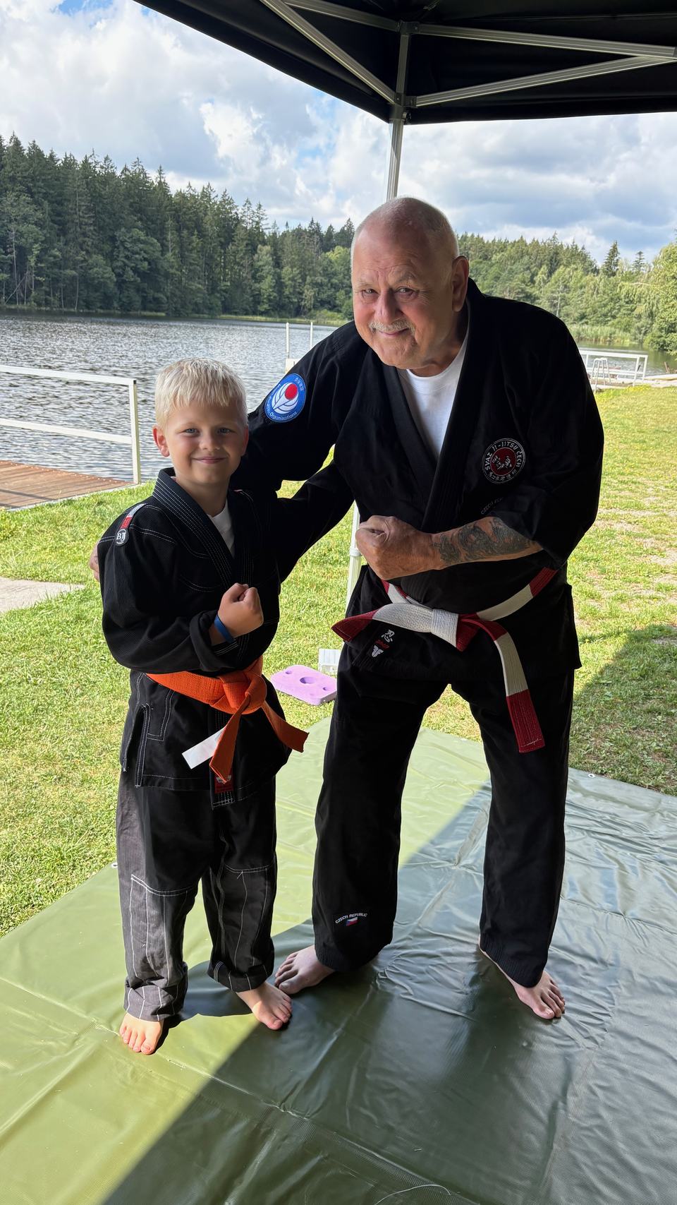 A coach with a young student